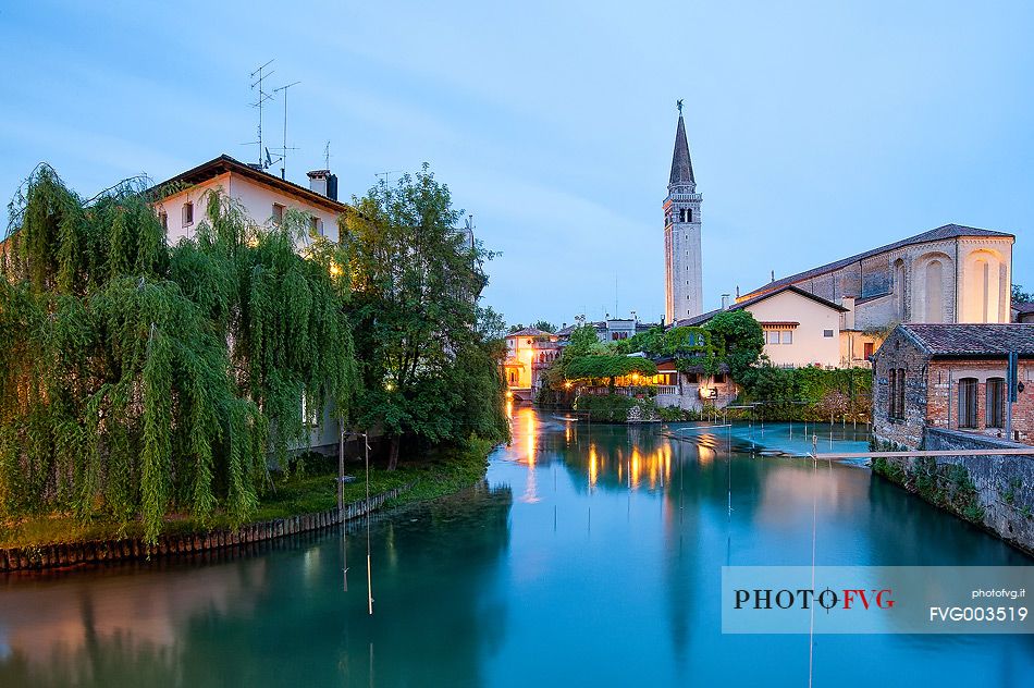 The Livenza river and in the background the Saint Nicol Cathedral. Sacile, Friuli Venezia Giulia, Italy, Europe