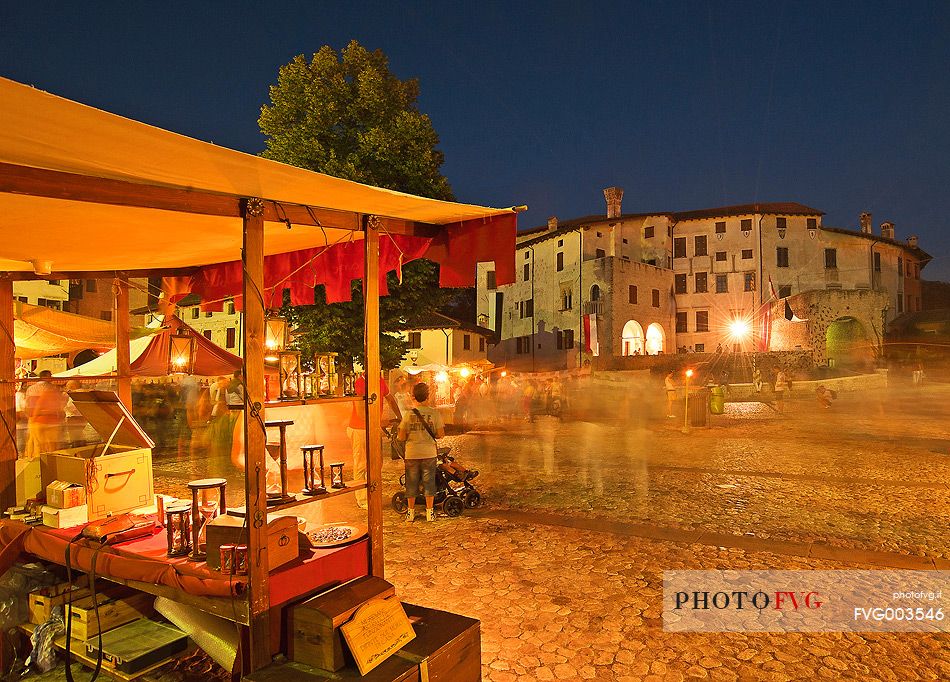 The historical market in piazza Castello square  during the medieval festival in Valvasone village, Friuli Venezia Giulia, Italy, Europe