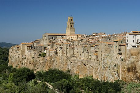 The old village of Pitigliano, built on tuff, also known as the little Jerusalem, Maremma, Tuscany, Italy