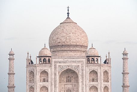 Detail of the Taj Mahal facade, one of the seven wonders of the modern world, symbol of eternal love, Agra, Uttar Pradesh, India