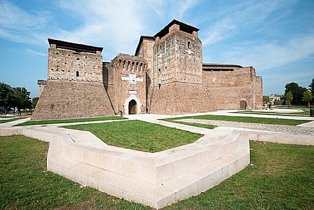 Castel Sismondo, a castle in the center of Rimini, Emilia Romagna, Italy, Europe 