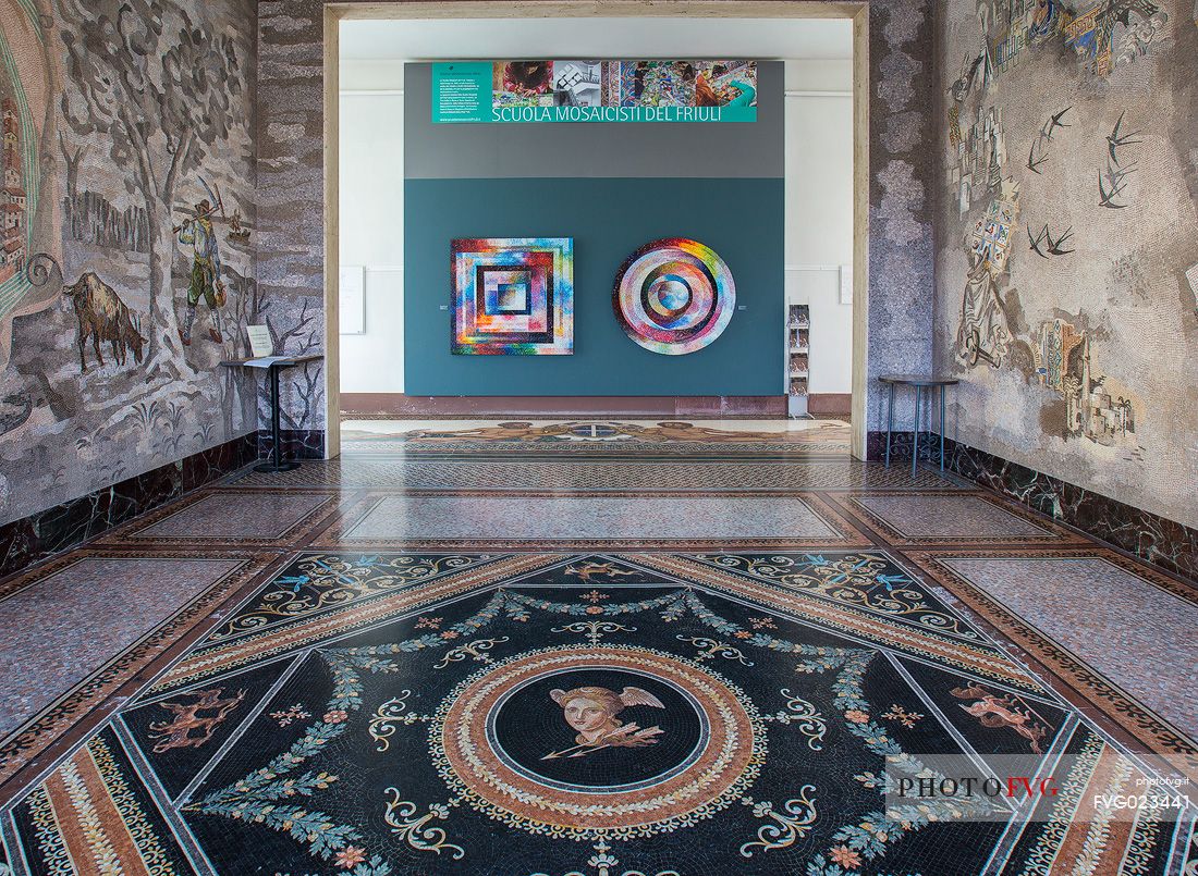 Works in the Mosaic School of Friuli. It is active in Spilimbergo (PN) from 1922; it represents a point of reference for important mosaic works in Friuli, in Italy and in the World
