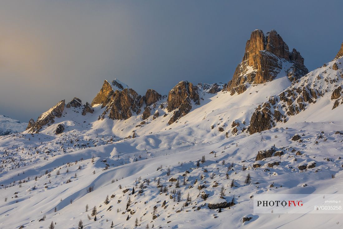 Timid sunset on the Averau mount from Passo Giau, Cortina d'Ampezzo, dolomites, Veneto, Italy, Europe