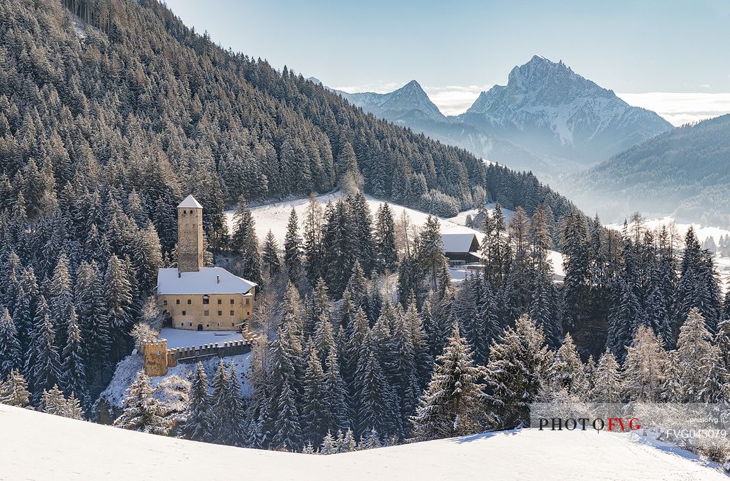 Monguelfo or Welsberg Castle in Casies valley, in the background the Picco di Vallandro mount, Pusteria valley, dolomites, South Tyrol, Italy, Europe
