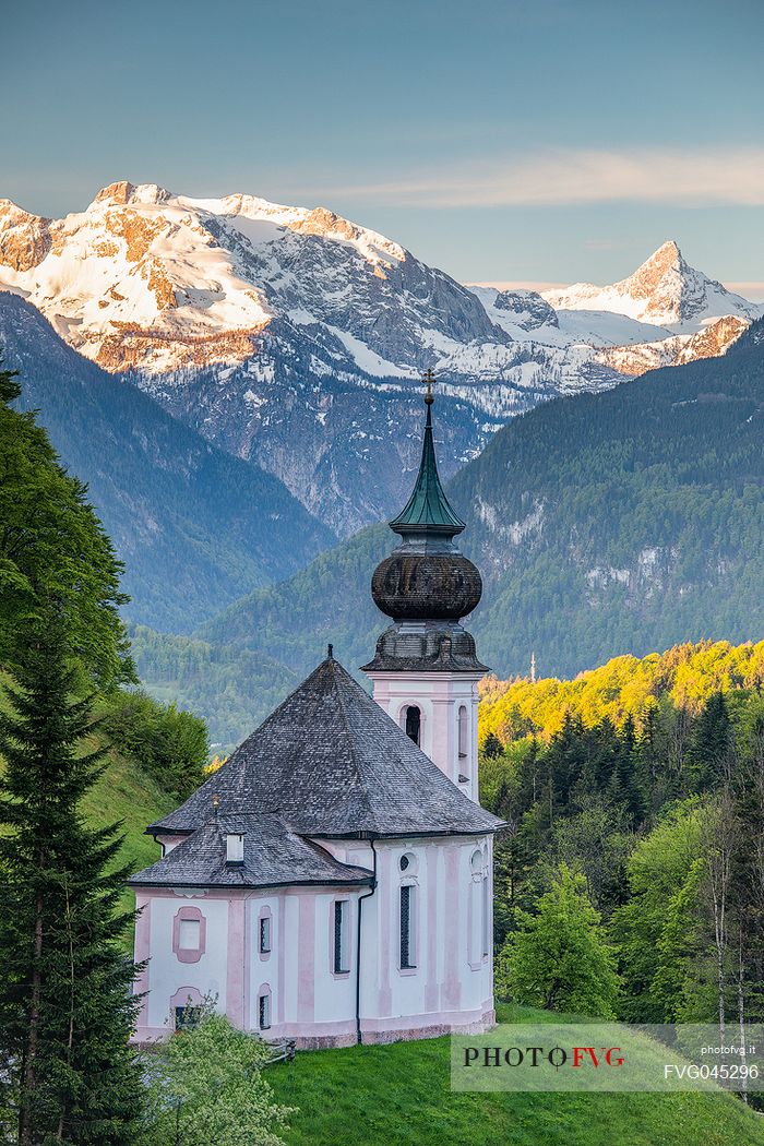 The pilgrimage church of Maria Gern against Funtenseetauern, Schoenfeldspitze and Watzmann at sunset, North of Berchtesgaden,  Upper Bavaria, Germany, Europe