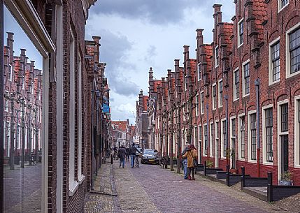 The city of Haarlem , the capital of the province of North Holland