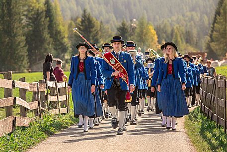 Return of the cattle and party for transhumance in Sesto Return of the cattle and party for transhumance in Sesto