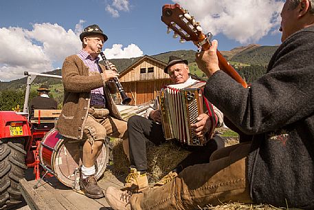 Return of the cattle and party for transhumance in Sesto Return of the cattle and party for transhumance in Sesto