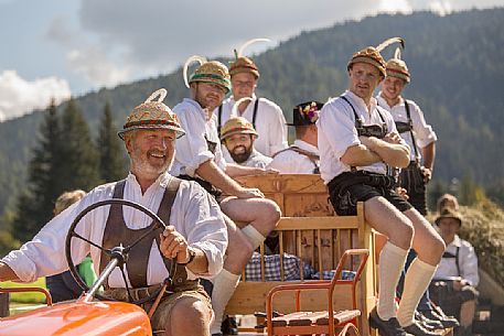 Return of the cattle and party for transhumance in Sesto Return of the cattle and party for transhumance in Sesto