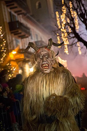 The Krampus are men-wild goats and very disturbing that roam the streets in search of children The Krampus are men-wild goats and very disturbing that roam the streets in search of children