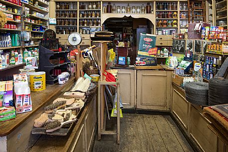 The historic Toso grocery store, dating back to 1906 in San Giovanni Square, Trieste, Friuli Venezia Giulia, Italy