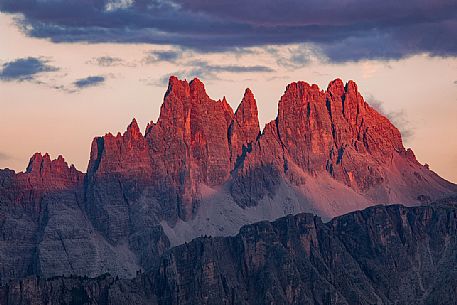 Croda Da Lago Mount at sunset, Cortina d'Ampezzo, Dolomites, Italy