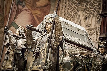 Tomb of Christopher Columbus at Santa Maria de la Sede Cathedral in the Old Town, Seville, Andalusia, Spain Seville, Spain, Europe Tomb of Christopher Columbus at Santa Maria de la Sede Cathedral in the Old Town, Seville, Andalusia, Spain Seville, Spain, Europe