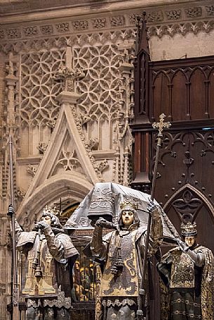 Tomb of Christopher Columbus at Santa Maria de la Sede Cathedral in the Old Town, Seville, Andalusia, Spain Seville, Spain, Europe Tomb of Christopher Columbus at Santa Maria de la Sede Cathedral in the Old Town, Seville, Andalusia, Spain Seville, Spain, Europe