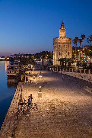 The Moorish Torre del Oro, on the banks of the Guadalquivir river, Seville, Andalusia, Spain, Europe