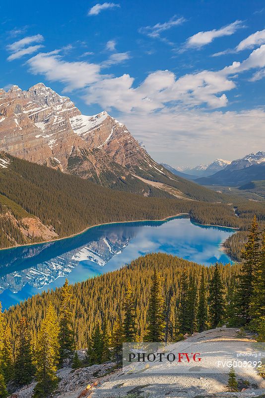 Peitho lake with its amazing colors is simply one of the most famous jewel of the Rockies