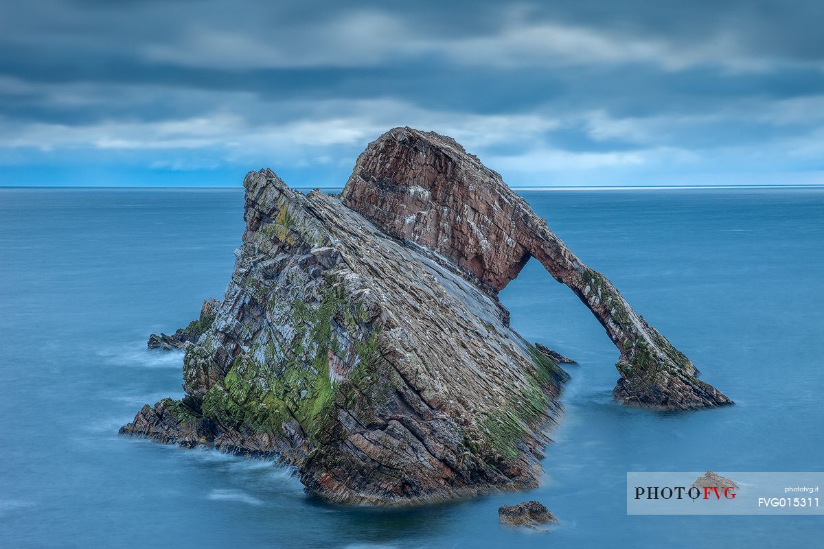 The iconic bow fiddle rock at sunrise