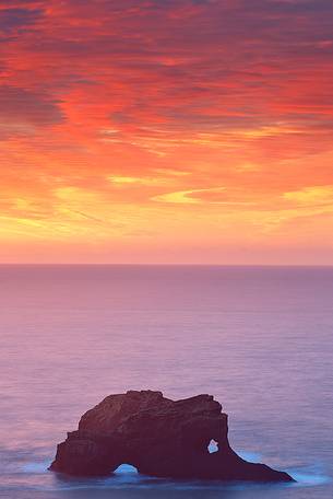 A spectacular sunrise over the rock formation at Vik