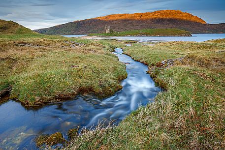 A picture of Ardvreck Castle at sunrise