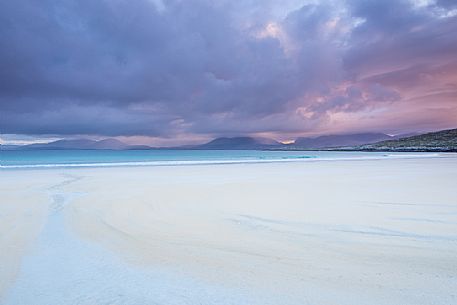 Sunset on Luskentyre beach in the Outer Hebrides on the Isle of Harris, Scotland.