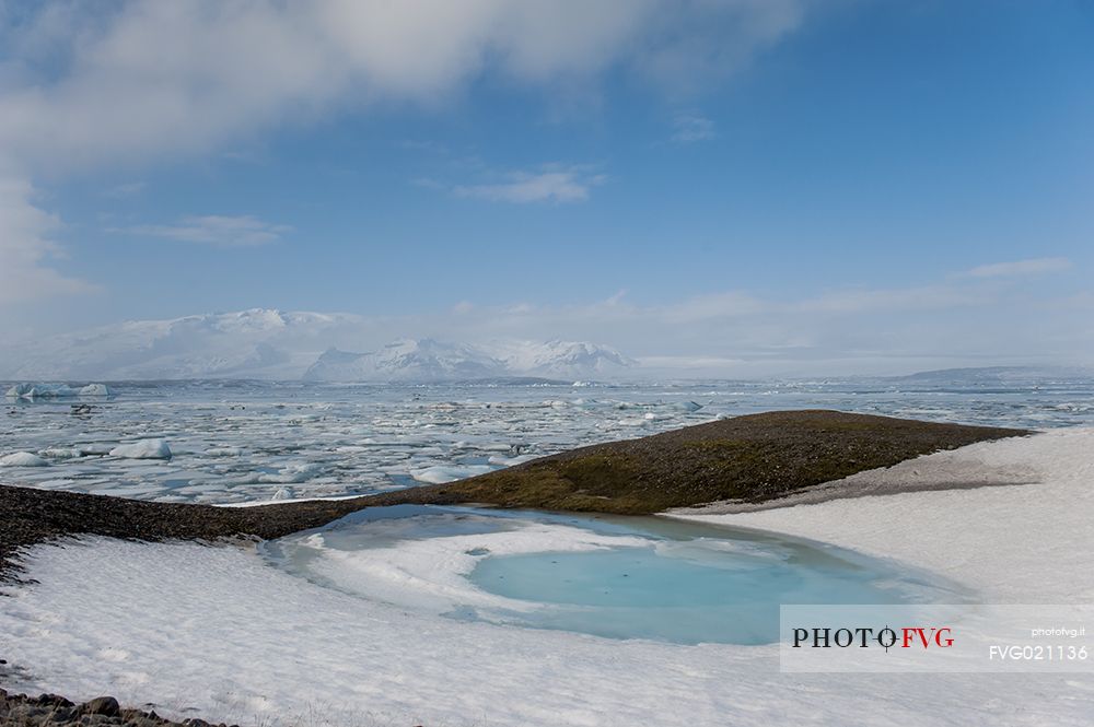 Jkulsrln lagoon near Vatnajkull glacier, Iceland