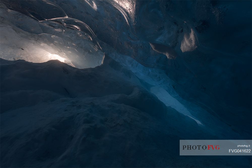 Icecave near Jokulsarlon lagoon, Vatnajökull glacier, Iceland, Europe 