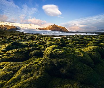 Unusual view of Jokulsarlon lagoon at surnrise, Iceland