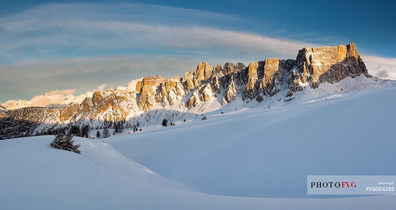 Lastoni de Formin group at sunset from Passo Giau