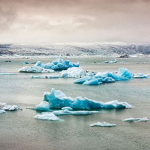 Blue iceberg on Jokulsarlon lagoon lake, Vatnajokull National Park, Iceland
