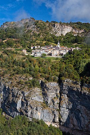 The small village of Casso in the Dolomiti Friulane natural park, dolomites, Friuli Venezia Giulia, Italy, Europe