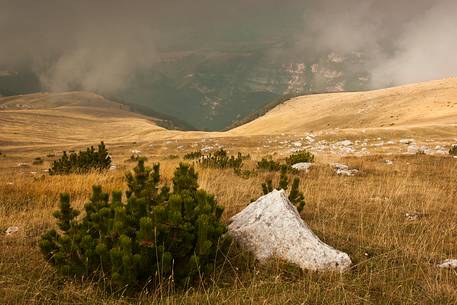 Blockhaus peak in the Murelle amphitheater, Majella national park, Abruzzo, Italy, Europe