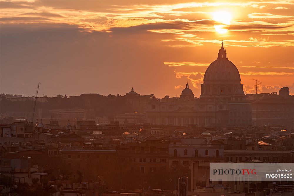 Sunset over the Saint Peter's church in Rome