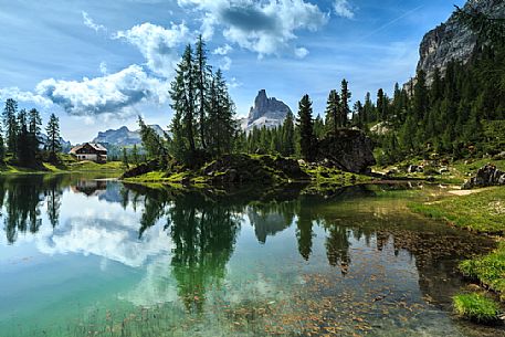 The Federa lake and the Croda da Lago refuge, Cortina d'Ampezzo, Dolomites, Veneto, Italy, Europe