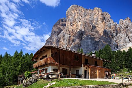 The Dibona refuge and in the background the Tofane peak, Cortina d'Ampezzo, Dolomites, Veneto, Italy, Europe