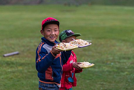The dinner of two children, Mongolia