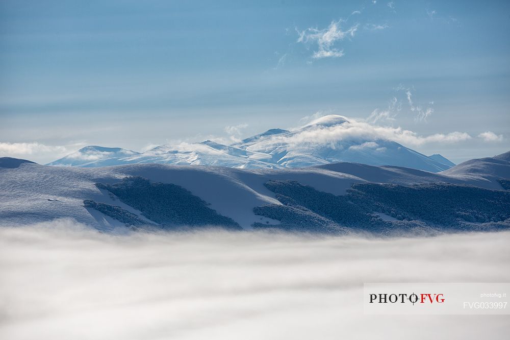 Low fog at Castelluccio on a sunny day, Sibillini National Park, Umbria, Italy, Europe