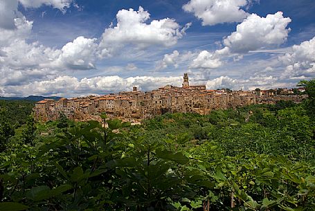 Panoramic view of Pitigliano village, Maremma, Tuscany, Italy, Europe