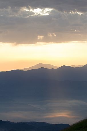 Sunrise on the Apuane alps, Penna di Sumbra mount, Tuscany, Italy, Europe