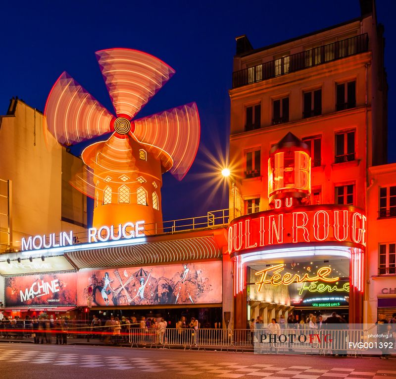 Moulin Rouge at the blue hour