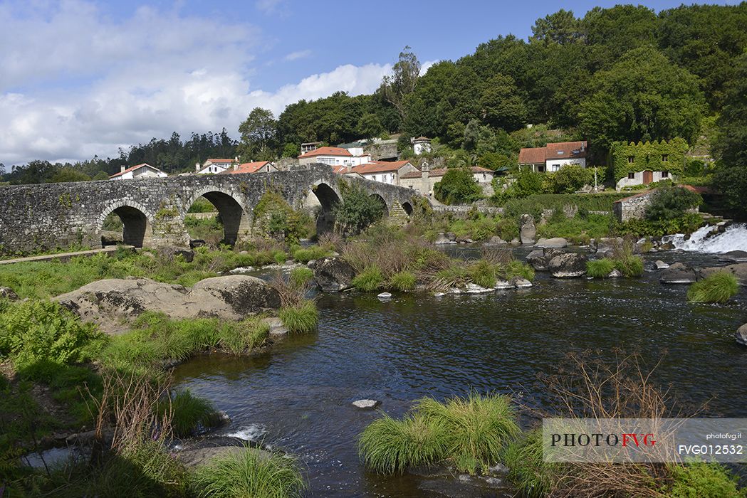 Way of St.James - Ponte Maceira old bridge