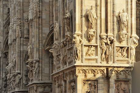 Statues in the faade of the Milan Cathedral