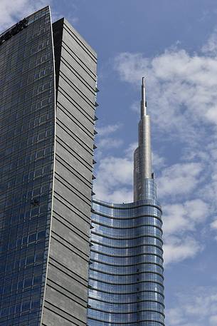 Unicredit Tower