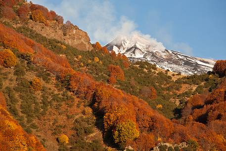 The south east crater overlooking from Acqua Rocca degli Zappini, a nature trail that leads on the precipice of the Del Bove Valley.