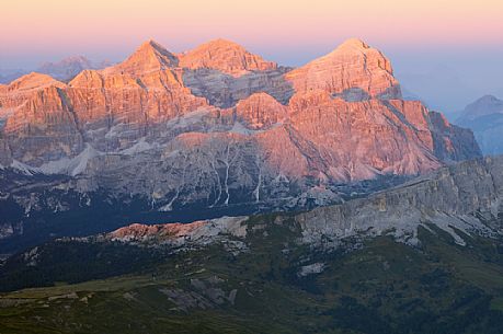 Sunset from the top of Piz Bo in the Sella mounatin group towards Tofana mountain group and Lagazuoi peak, dolomites, Italy