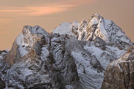 Antelao mount Croda de Marchi and Cima Bastioni peaks from the top of Monte Piana, Misurina, Auronzo, Cadore, Veneto, Italy, Europe
