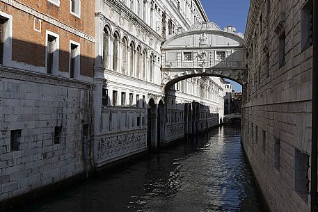 Bridge of Sighs, Ponte dei Sospiri, Venice, Italy, Europe
