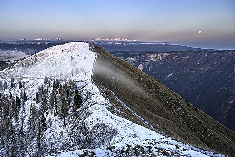 Nevegal ridges from Colle Visentin after autumn snowfall, dolomites, Veneto, Italy, Europe