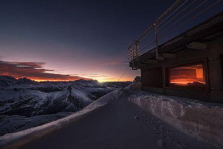 Lagazuoi mountain hut at twilight, Falzarego pass, Cortina d'Ampezzo, dolomites, Italy, Europe