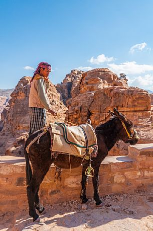 Tourist transport, carriage near entrance to famous Petra site, Jordan.