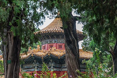 Typical building in Beihai Park, the imperial garden to the north-west of the Forbidden City in Beijing, China